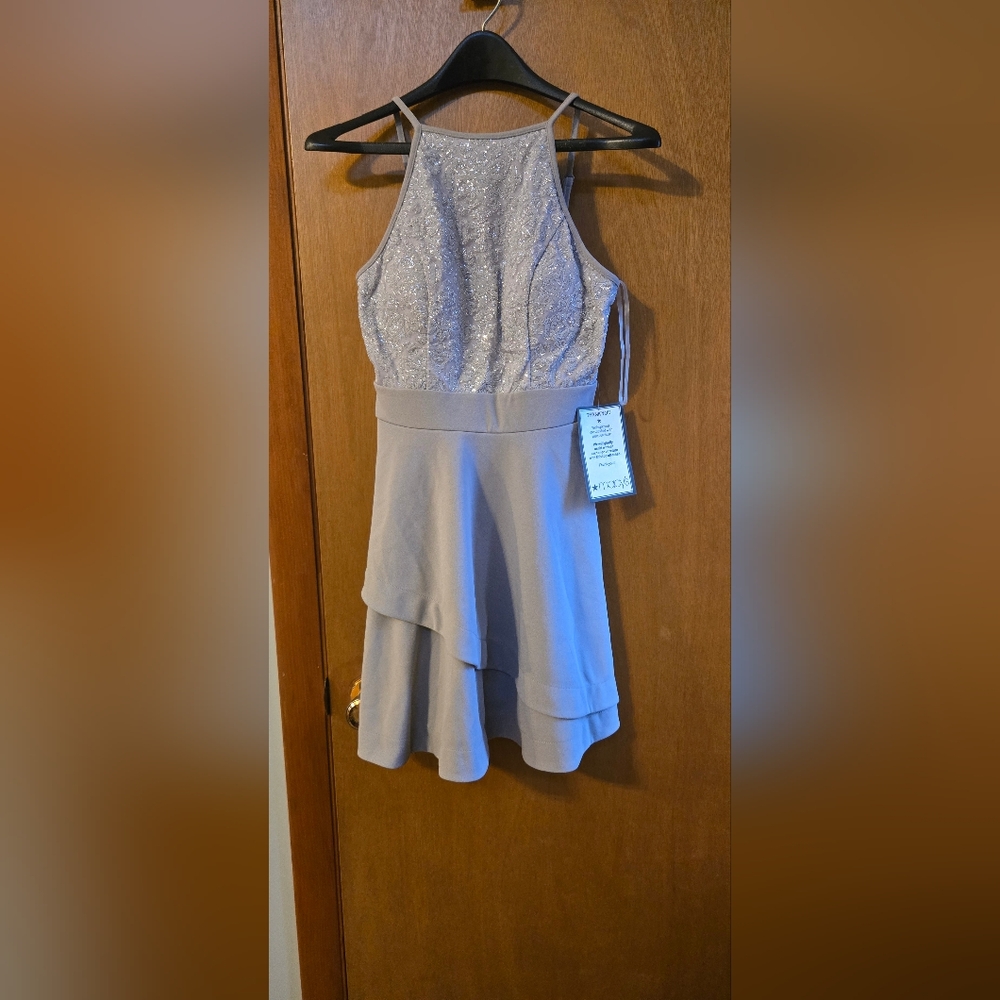 Speechless size 5 silver grey prom or party/social dress